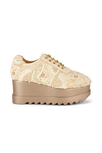 Shop Anaar Off White A Shore Thing Embellished Sneakers Online at Aza Fashions Shop_Anaar_Off White A Shore Thing Embellished Sneakers _Online_at_Aza_Fashions