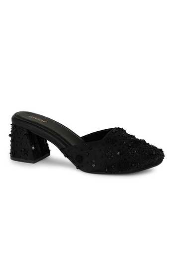 Anaar Black Hot Mess Floral Motif Heels Online at Aza Fashions Anaar_Black Hot Mess Floral Motif Heels _Online_at_Aza_Fashions