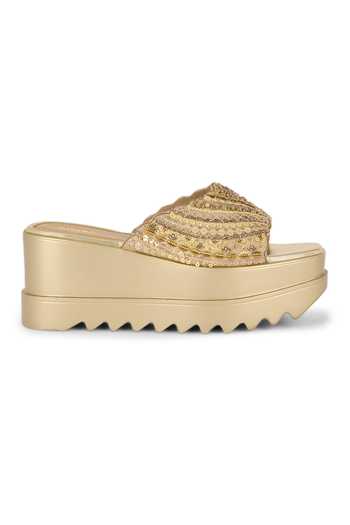 Anaar Gold Spellbound Embellished Platform Wedge Heels Online at Aza Fashions Anaar_Gold Spellbound Embellished Platform Wedge Heels _Online_at_Aza_Fashions