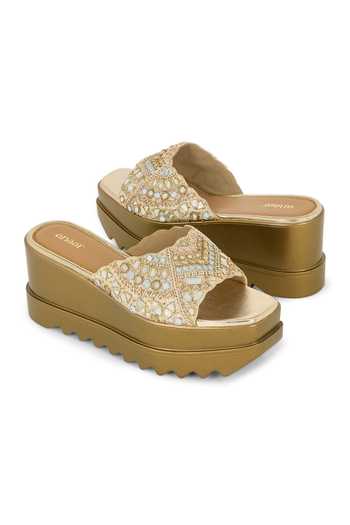 Anaar Gold Naaz Brocade Embellished Wedge Platform Slip-on Heels at Aza Fashions Anaar_Gold Naaz Brocade Embellished Wedge Platform Slip-on Heels _at_Aza_Fashions
