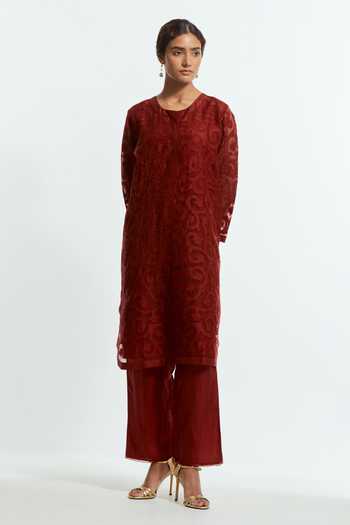 Kora Red Silk Round Neck Embroidered Kurta Set Online at Aza Fashions Kora_Red Silk Round Neck Embroidered Kurta Set _Online_at_Aza_Fashions