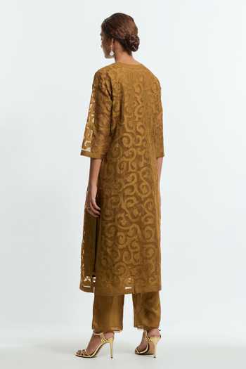 Kora Embroidered Kurta Set 