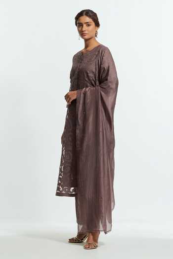 Buy Kora Grey Silk, Organza Round Neck, Yes Floral Applique Kurta Set Online at Aza Fashions Buy_Kora_Grey Silk, Organza Round Neck, Yes Floral Applique Kurta Set _Online_at_Aza_Fashions