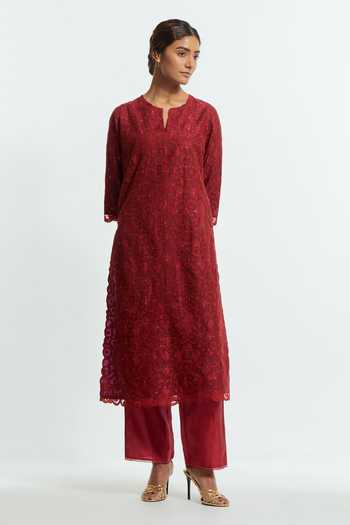 Shop Kora Red Silk, Organza Round Neck Applique Work Kurta Set Online at Aza Fashions Shop_Kora_Red Silk, Organza Round Neck Applique Work Kurta Set _Online_at_Aza_Fashions