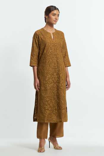 Shop Kora Olive Green Organza, Split V-neck Applique Work Kurta Set Online at Aza Fashions Shop_Kora_Olive Green Organza, Split V-neck Applique Work Kurta Set _Online_at_Aza_Fashions