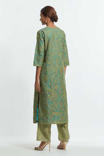 Kora Green Organza, Split V-neck, Yes Applique Work Straight Kurta Set Online at Aza Fashions Kora_Green Organza, Split V-neck, Yes Applique Work Straight Kurta Set _Online_at_Aza_Fashions