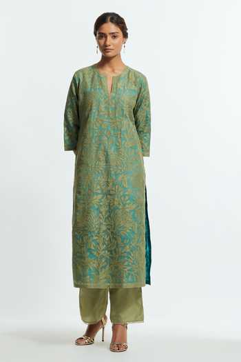Buy Kora Green Organza, Split V-neck, Yes Applique Work Straight Kurta Set Buy_Kora_Green Organza, Split V-neck, Yes Applique Work Straight Kurta Set