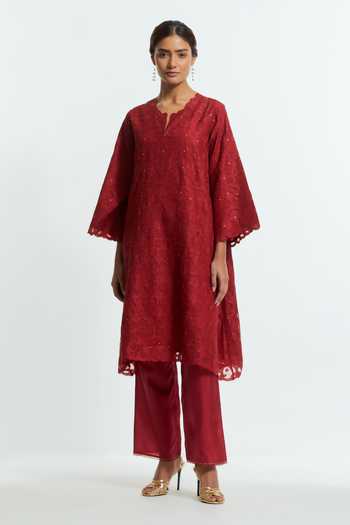 Kora Red Silk, Organza Split V-neck Embroidered Kurta Set Online at Aza Fashions Kora_Red Silk, Organza Split V-neck Embroidered Kurta Set _Online_at_Aza_Fashions