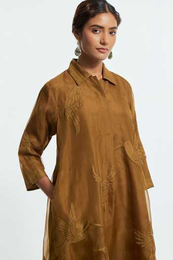 Shop_Kora_Olive Green Silk, Organza Collared Neck, Bird Applique Motif Kurta And Pant Set _Online_at_Aza_Fashions