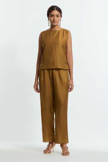 Kora Olive Green Silk, Organza Collared Neck Applique Work Kaftan And Pant Set Online at Aza Fashions Kora_Olive Green Silk, Organza Collared Neck Applique Work Kaftan And Pant Set _Online_at_Aza_Fashions