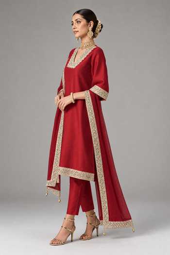 Buy Monk & Mei By Sonia Anand Red Silk V-neck, Yes Embellished Kurta Set Online at Aza Fashions Buy_Monk & Mei By Sonia Anand_Red Silk V-neck, Yes Embellished Kurta Set _Online_at_Aza_Fashions