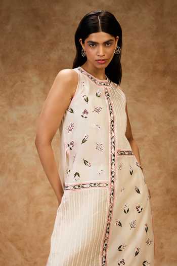 Buy Needleten Ivory Cotton, Chanderi Silk, Tissue Round Neck Thread Work A-line Dress Online at Aza Fashions Buy_Needleten_Ivory Cotton, Chanderi Silk, Tissue Round Neck Thread Work A-line Dress _Online_at_Aza_Fashions