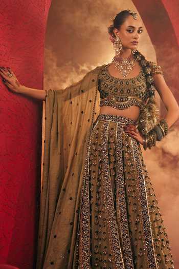 Buy_Payal & Zinal_Green Tissue Round Neck Mastani Embroidered Lehenga Set _Online_at_Aza_Fashions