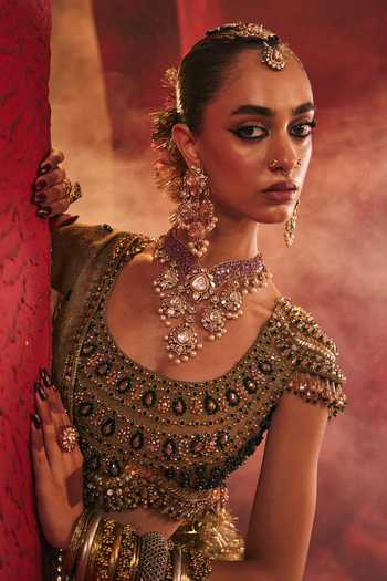 Buy_Payal & Zinal_Green Tissue Round Neck Mastani Embroidered Lehenga Set 