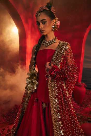 Buy_Payal & Zinal_Red Silk, Net, Velvet Embroidery Bandeau Neck Ananta Raw Corset Lehenga Set 