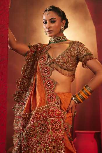 Buy_Payal & Zinal_Orange Silk, Chanderi V-neck Suraiya Embroidered Saree With Blouse 