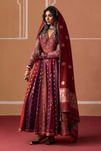 Swatti Kapoor Afzi Handwoven Banarasi Dupatta 