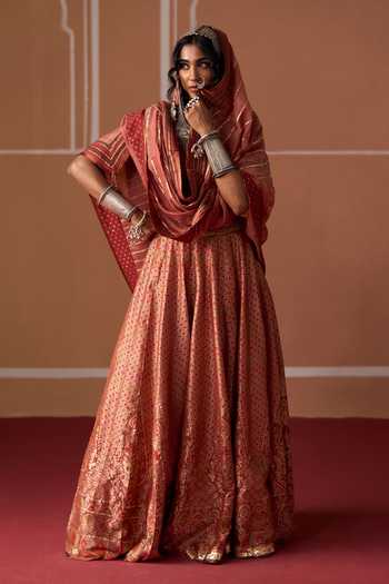 Shop Swatti Kapoor Peach Chanderi, Brocade Suhana Handwoven Dupatta Online at Aza Fashions Shop_Swatti Kapoor_Peach Chanderi, Brocade Suhana Handwoven Dupatta _Online_at_Aza_Fashions