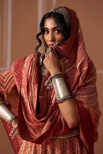 Swatti Kapoor Peach Chanderi, Brocade Suhana Handwoven Dupatta at Aza Fashions Swatti Kapoor_Peach Chanderi, Brocade Suhana Handwoven Dupatta _at_Aza_Fashions