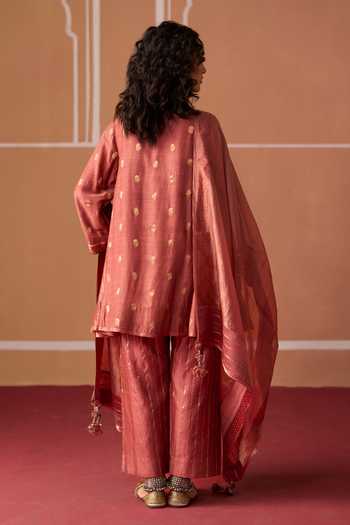 Swatti Kapoor Raah Handwoven Dupatta 