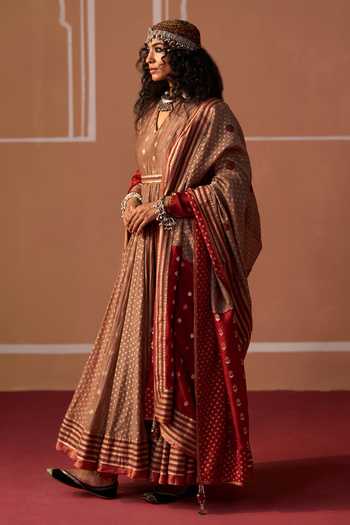 Swatti Kapoor Garima Handwoven Dupatta 