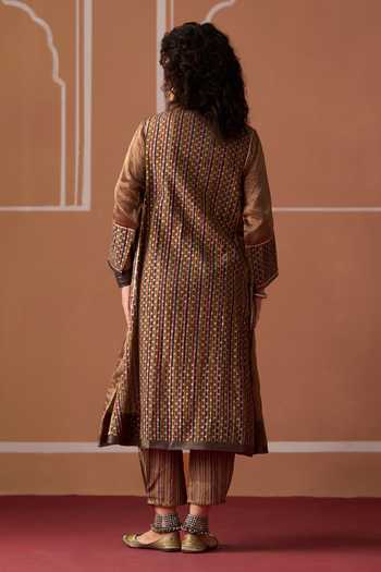 Swatti Kapoor Kamya Handwoven Kurta 