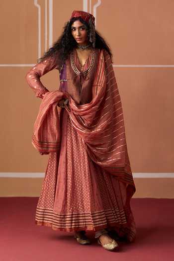 Swatti Kapoor Krisha Anarkali Set With Iman Gilet