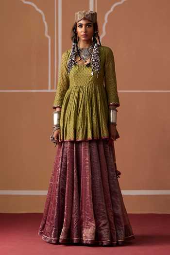 Swatti Kapoor Green Cotton, Chanderi Round Neck, Yes Rida Hand Block Print Kurta Lehenga Set Online at Aza Fashions Swatti Kapoor_Green Cotton, Chanderi Round Neck, Yes Rida Hand Block Print Kurta Lehenga Set _Online_at_Aza_Fashions