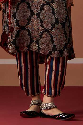 Swatti Kapoor Black Chanderi, Satin, Modal, Brocade Mandarin Sitara Ajrakh Kurta And Pant Set Online at Aza Fashions Swatti Kapoor_Black Chanderi, Satin, Modal, Brocade Mandarin Sitara Ajrakh Kurta And Pant Set _Online_at_Aza_Fashions