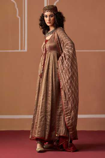 Buy Swatti Kapoor Grey Cotton, Chanderi, Brocade Scoop Neck Aashi Double Layered Kurta Set Online at Aza Fashions Buy_Swatti Kapoor_Grey Cotton, Chanderi, Brocade Scoop Neck Aashi Double Layered Kurta Set _Online_at_Aza_Fashions