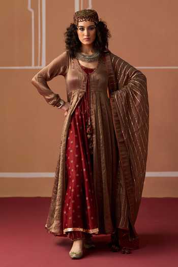 Shop Swatti Kapoor Grey Cotton, Chanderi, Brocade Scoop Neck Aashi Double Layered Kurta Set Online at Aza Fashions Shop_Swatti Kapoor_Grey Cotton, Chanderi, Brocade Scoop Neck Aashi Double Layered Kurta Set _Online_at_Aza_Fashions