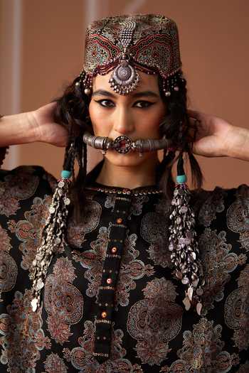 Swatti Kapoor Black Chanderi, Satin, Modal, Brocade Sitara Ajrakh Kurta at Aza Fashions Swatti Kapoor_Black Chanderi, Satin, Modal, Brocade Sitara Ajrakh Kurta _at_Aza_Fashions