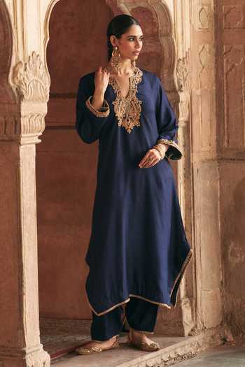 Sheetal Batra Blue Silk Split V-neck, Yes Amaya Long Kurta With Salwar Online at Aza Fashions Sheetal Batra_Blue Silk Split V-neck, Yes Amaya Long Kurta With Salwar _Online_at_Aza_Fashions