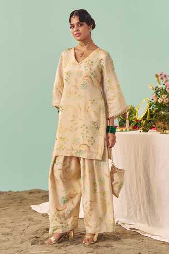 Buy Chrkha Ivory Silk, Tissue V-neck, Yes Chintz Printed Kurta And Pant Set Online at Aza Fashions Buy_Chrkha_Ivory Silk, Tissue V-neck, Yes Chintz Printed Kurta And Pant Set _Online_at_Aza_Fashions