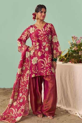 Buy Chrkha Burgundy Silk, Tissue Round Neck Chintz Print Kurta Set Online at Aza Fashions Buy_Chrkha_Burgundy Silk, Tissue Round Neck Chintz Print Kurta Set _Online_at_Aza_Fashions