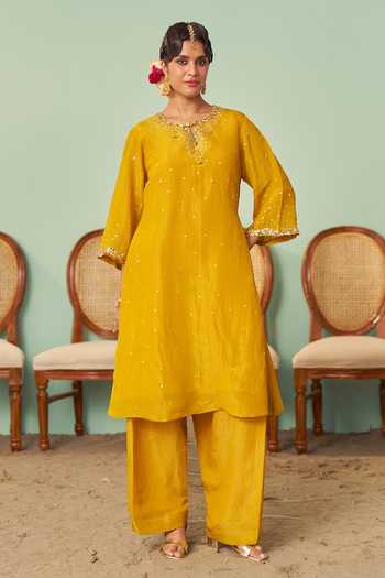 Chrkha Embroidered Kurta Set