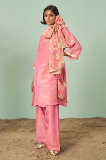 Shop_Chrkha_Pink Silk, Tissue Keyhole Neck, Yes Embroidered Kurta Set _Online_at_Aza_Fashions