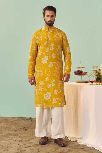 Buy_Chrkha_Yellow Silk, Tissue, Cotton Chintz Print Kurta And Pant Set _Online_at_Aza_Fashions