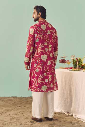 Chrkha Printed Kurta & Pant Set