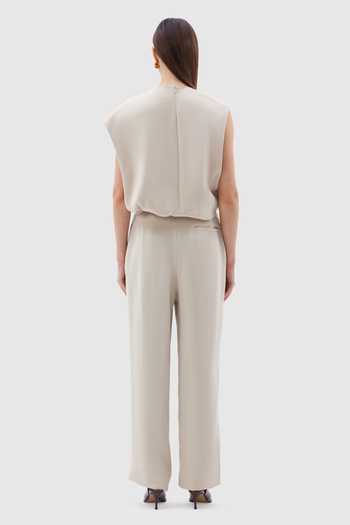 Notebook Perla Brooch Embellished Top & Pant Set 