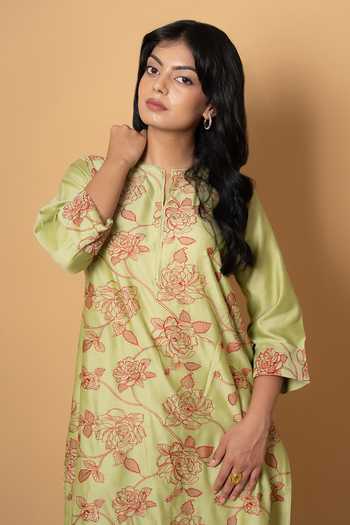 Buy Kameez Green Chanderi, Cotton Split V-neck, Yes Pista Embroidered Kurta And Pant Set Online at Aza Fashions Buy_Kameez_Green Chanderi, Cotton Split V-neck, Yes Pista Embroidered Kurta And Pant Set _Online_at_Aza_Fashions