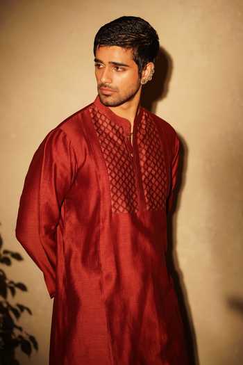 Shop The Culture Maroon Tussar, Silk Mangalam Kurta Online at Aza Fashions Shop_The Culture_Maroon Tussar, Silk Mangalam Kurta _Online_at_Aza_Fashions