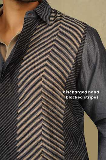 The Culture Grey Silk Mehraab Sutra Shirt at Aza Fashions The Culture_Grey Silk Mehraab Sutra Shirt _at_Aza_Fashions