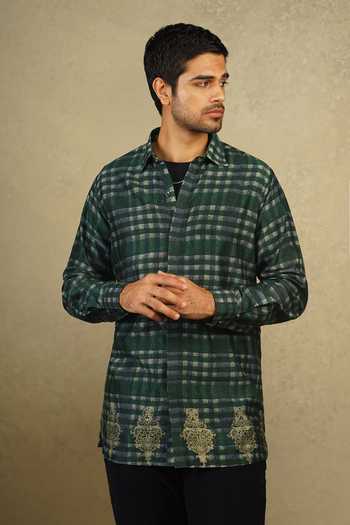 Buy The Culture Green Silk Kasthuri Hand Block Print Shirt Online at Aza Fashions Buy_The Culture_Green Silk Kasthuri Hand Block Print Shirt _Online_at_Aza_Fashions
