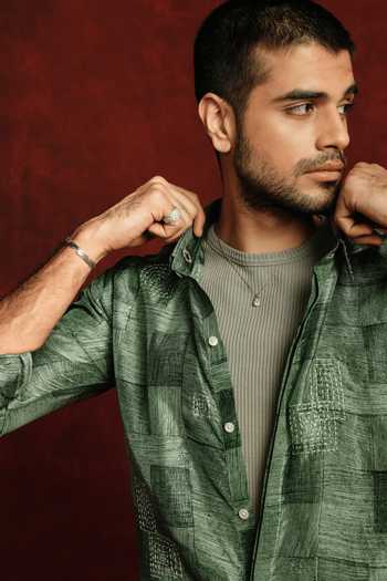 Buy The Culture Green Silk Baagh Sutra Shirt Online at Aza Fashions Buy_The Culture_Green Silk Baagh Sutra Shirt _Online_at_Aza_Fashions