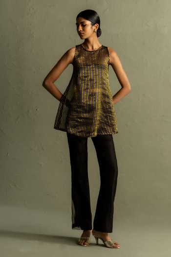 Shop_Charkhee_Black Tissue, Chanderi Round , Bandeau Stripe Woven Kurta And Pant Set 