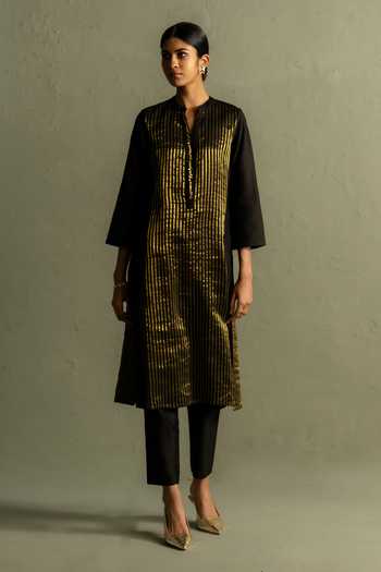Charkhee_Black Chanderi, Tissue, Cotton, Organza Mandarin Collar Stripe Pattern Kurta Set _Online_at_Aza_Fashions