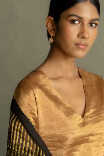 Buy_Charkhee_Gold Tissue, Chanderi V-neck Kurta Set 