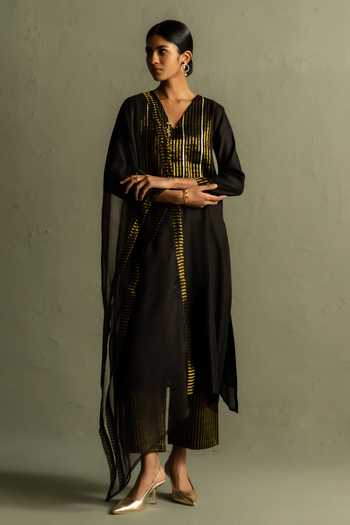 Charkhee Tissue Woven Kurta Set 