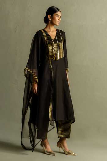 Shop_Charkhee_Black Chanderi, Tissue, Cotton V-neck, Yes Woven Kurta Set 